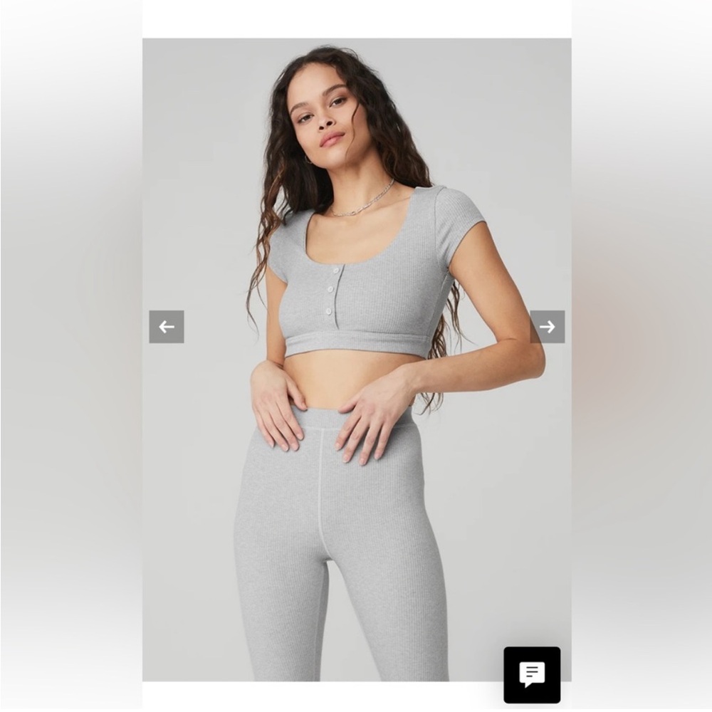 ALO Yoga Light Gray Activewear